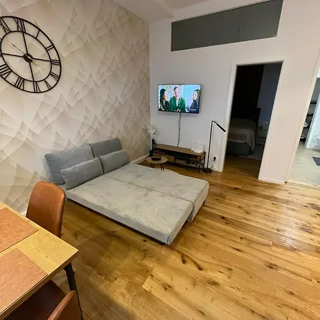 Schulerhaus Stetten am Kalten Markt