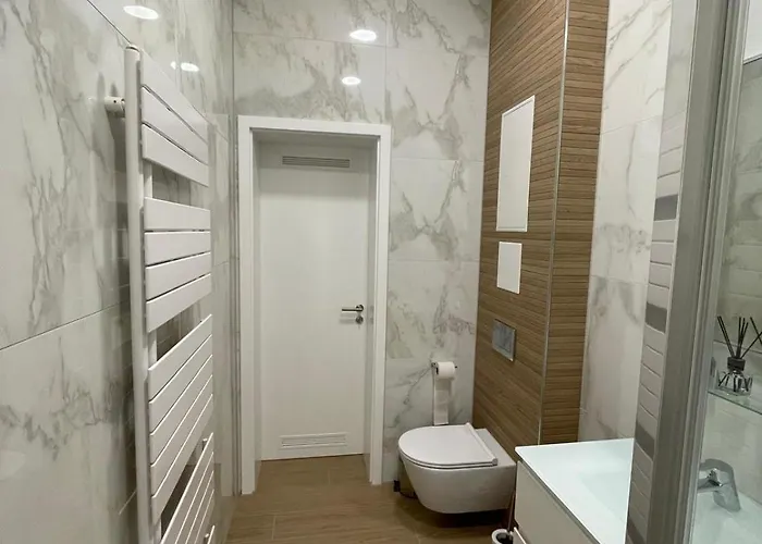 Schulerhaus 斯特滕阿卡顿玛